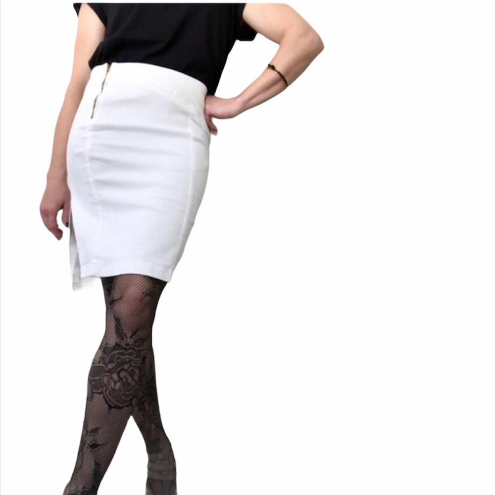UNITED COLORS OF BENETTON Cream Corduroy Pencil Skirt Cotton Stretch Size Small